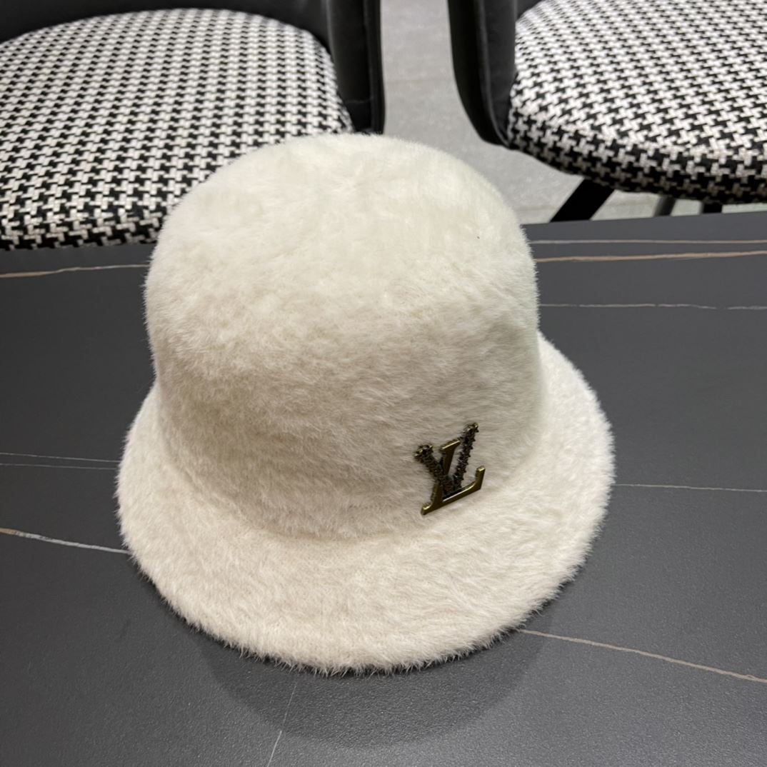 Louis Vuitton Caps